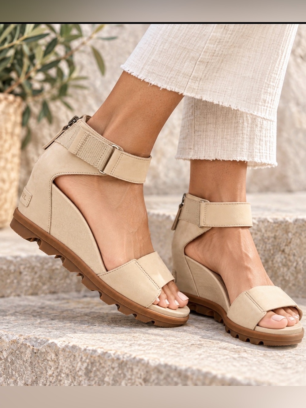 Sorel Joanie II Ankle Strap Wedge Sandal in Cream Leather Finish w Back Zip - 8